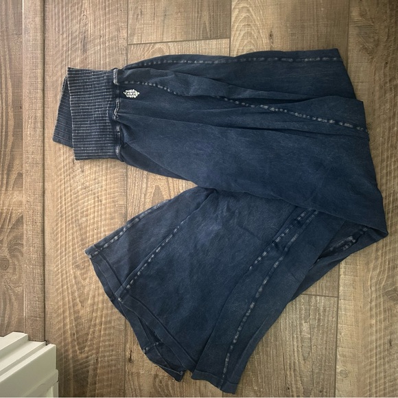 Free people movement good karma leggings - Picture 3 of 3